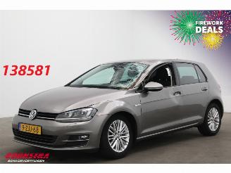 krockskadad bil auto Volkswagen Golf 1.4 TSI CUP Edition Xenon Navi Cruise Clima PDC 2015/1