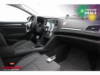 Renault Mégane Estate 1.3 TCe 140 Equilibre LED Navi Clima Cruise PDC 6.773 km! picture 12