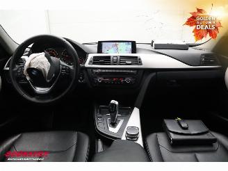 BMW 3-serie Touring 320i Aut. Executive Leder Xenon Navi Clima Cruise PDC AHK picture 13