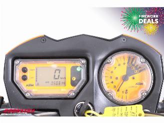 KTM  990 SuperDuke picture 9