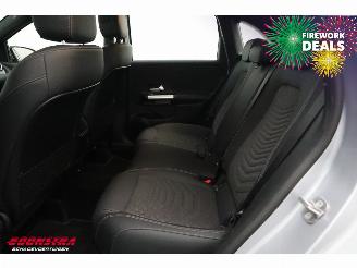 Mercedes B-klasse 200 7G-Tronic LED ACC Navi Clima Camera SHZ LRHZ 11.199 km! picture 16