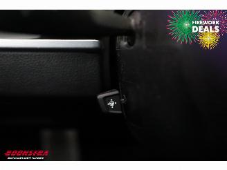 BMW 5-serie Touring 528i Aut. M-Sport BiXenon Leder Memory Cruise SHZ AHK picture 17