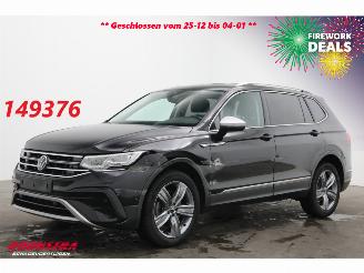 krockskadad bil auto Volkswagen Tiguan 2.0 TDI 200 PK 4Motion LED ACC H/K Camera SHZ LRHZ AHK 2024/8