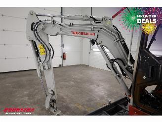 Takeuchi  TB325R LSA 3t BJ2025 picture 15