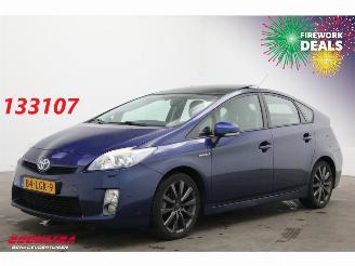 skadebil auto Toyota Prius 1.8 Dynamic Pano Solar Navi Clima Cruise Camera AHK 2010/5