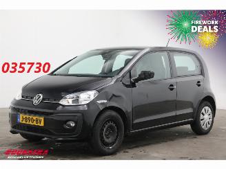 Vaurioauto  passenger cars Volkswagen Up! 1.0 Clima Cruise SHZ PDC Camera 87.467 km! 2020/7