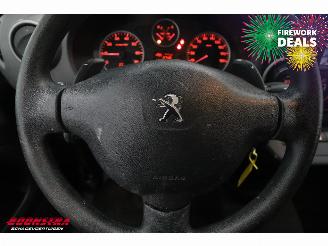 Peugeot Partner 1.6 BlueHDi Aut. 100 PK Navi Airco Cruise PDC AHK 116.675 km! picture 20