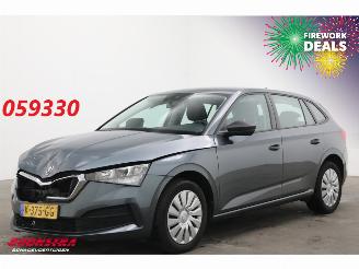 krockskadad bil auto Skoda Scala 1.0 TSI Active Bluetooth Airco Cruise 76.201 km! 2020/12