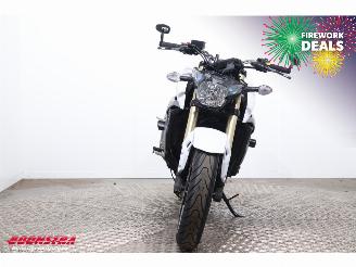 Suzuki  GSR 750 ABS picture 6