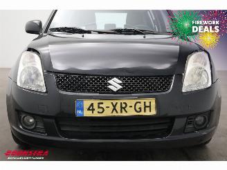 Suzuki Swift 1.3 Shogun 5-DRS Airco Bluetooth 109.026 km! picture 7