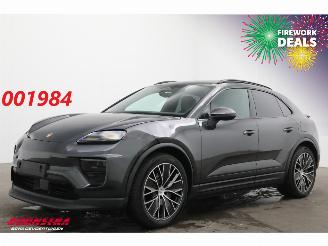 krockskadad bil auto Porsche Macan 4 100 kWh PASM Memory Pano ACC Pass. Display Camera 7.110 km! 2024/12
