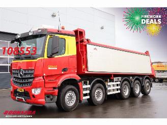 skadebil vrachtwagen Mercedes Arocs 4744 10X4 Hyva BY 2017 390.026 km! 2017/5