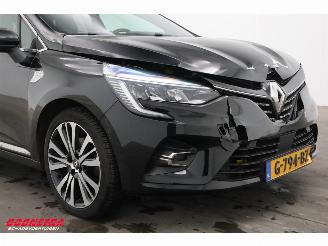 Renault Clio 1.3 TCe Initiale Paris LED 360° Leder Navi Clima SHZ PDC picture 12