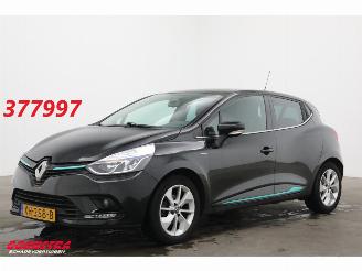 Vaurioauto  passenger cars Renault Clio 0.9 TCe Limited Navi Airco Cruise PDC 2019/1
