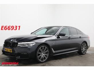 Vaurioauto  passenger cars BMW 5-serie 520i M-Sport Pro HUD Memory Leder LED Camera SHZ 93.916 km! 2020/6