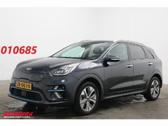 krockskadad bil auto Kia e-Niro ExecutiveLine 64 kWh LED ACC JBL Memory Ventilatie LRHZ Camera 2019/6