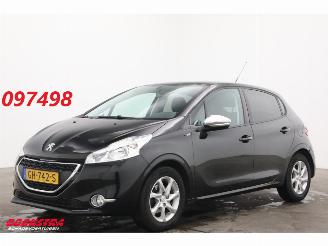 Voiture accidenté Peugeot 208 1.2 PureTech Style Airco Cruise 148.418 km! 2015/5