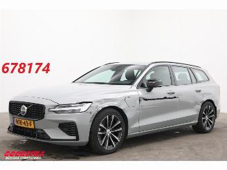 uszkodzony samochody osobowe Volvo V-60 T6 Plug-in hybrid AWD Plus Dark LED ACC H/K Memory 360° AHK 2025/6