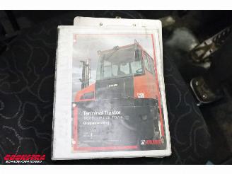 Kalmar  TT618I Terminal tractor Cummins 12.161 uhr! picture 19