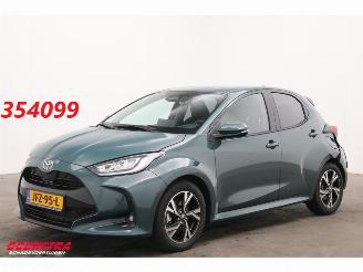krockskadad bil auto Toyota Yaris 1.5 Hybrid 115 Dynamic LED ACC Apple/Android Camera LRHZ 4.346 km! 2025/9