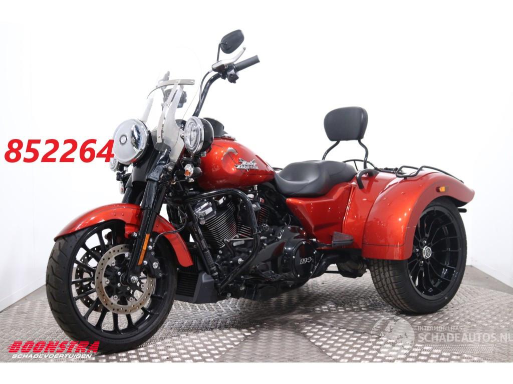 Harley-Davidson FLRT Freewheeler 114 1.398 km!