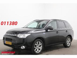 Vaurioauto  passenger cars Mitsubishi Outlander 2.0 PHEV Instyle 4WD Leder Schuifdak Navi Clima Cruise SHZ AHK 2014/3