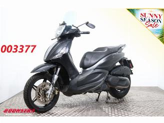 dommages motocyclettes  Piaggio  350 Beverly Sport ABS 2017/3