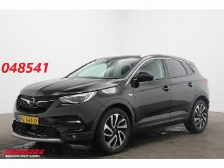 Voiture accidenté Opel Grandland 1.2 Turbo Aut. Business Executive LED Apple/Android 360° Cruise AHK 2018/2