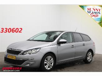 Coche accidentado Peugeot 308 SW 1.6 BlueHDI Executive Pack Pano Navi Clima Cruise Camera PDC AHK 2015/12