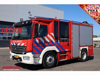 danneggiata veicoli industriali Mercedes Atego 1527 Ziegler Komplett Feuerwehr 16.684 km! Euro 6 2018/11