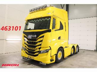 dañado camiones Iveco S-way 480 Full Air Alcoa Leder ACC Standairco 6X2 Verschiebekopplung 2022/2