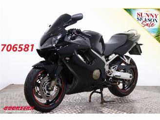 skadebil bromfiets Honda  CBR 600F Dominator 2007/3