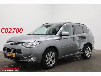 Unfallwagen Mitsubishi Outlander 2.0 PHEV Instyle+ 4X4 ACC Schuifdak Leder Camera SHZ 183.069 km! 2015/3