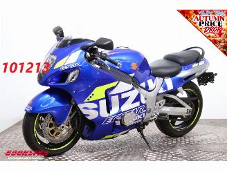 skadebil motor Suzuki  GSX 1300R Hayabusa Micron Exhaust 35.976 km! 2000/6