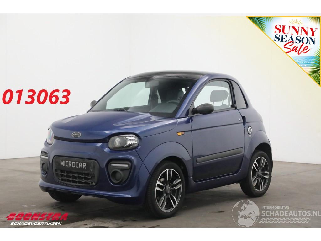 Microcar  Dué Initial Bluetooth LMV