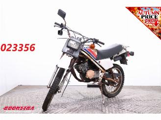 skadebil bromfiets Honda  mt5 1980/7