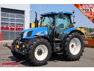 damaged machines New Holland  T6020 ELITE BY 2012 8.421 Uur 2012/6