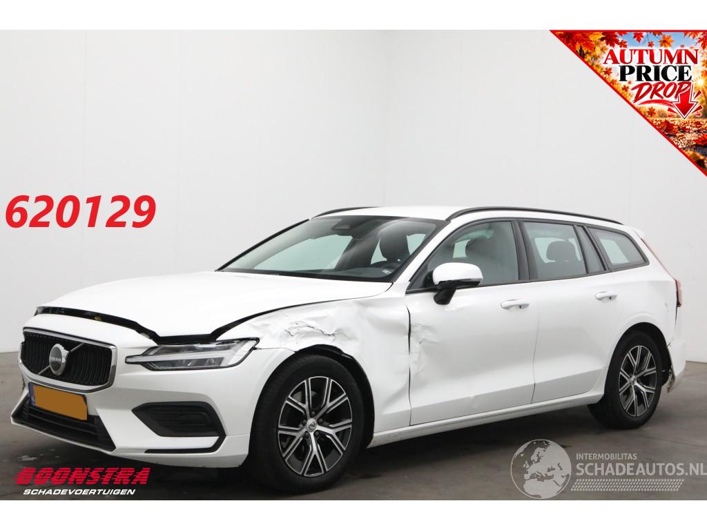 Volvo V-60 2.0 B3 AUT Essential Edition ACC SHZ LrHZ Camera Leder Virtual Navi Clima