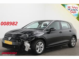 Auto incidentate Volkswagen Golf 1.0 TSI Life Virtual ACC Apple/Android Clima PDC 2020/10
