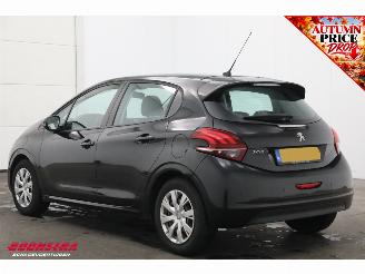 Peugeot 208 1.2 PureTech Blue Lease Cruise Airco Apple/Android PDC picture 4