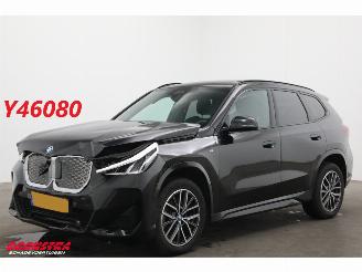 skadebil auto BMW iX1 eDrive20 67 kWh M Sport Pano ACC AHK Navi Clima SHZ Apple/Android Camera PDC 2024/3