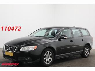 Avarii autoturisme Volvo V-70 2.0D Kinetic Cruise Navi Clima Leder PDC 2009/5