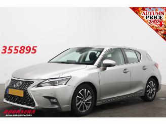 damaged passenger cars Lexus Ct 200h Business Line Cruise Navi Clima Camera PDC 2020/9