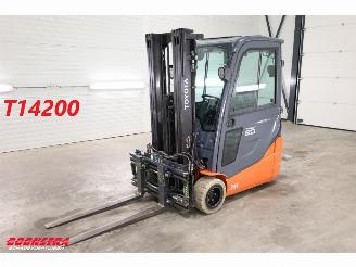 Schade machine Toyota  8FBE20T Triplex Sideshift Spreader Full-Light-package 2019/4