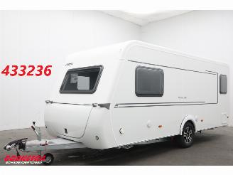 krockskadad bil caravan Eriba  Novaline 485 Frans bed Rondzit LMV GFK Vloerverwarming 2026