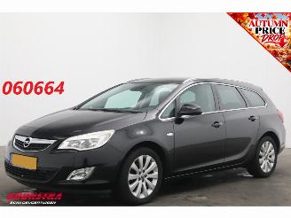 voitures voitures particulières Opel Astra Sports Tourer 1.4 Turbo Cosmo Cruise Navi SHZ PDC AHK Bluetooth Clima 2011/3