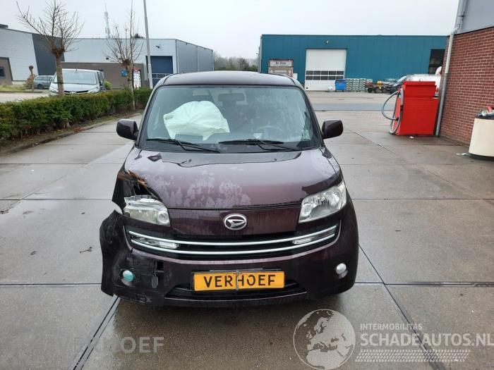 Daihatsu Materia Materia, Hatchback, 2006 / 2011 1.3 16V