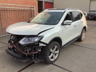 Coche siniestrado Nissan X-Trail X-Trail (T32), SUV, 2013 / 2022 1.6 DIG-T 16V 2018/4
