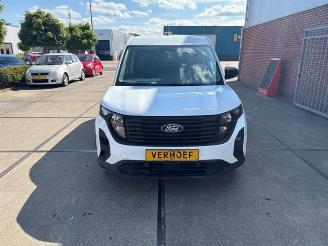 Dezmembrări autoturisme Ford Courier Transit Courier, Van, 2023 1.0 EcoBoost 100 2024/4