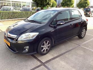 Coche siniestrado Toyota Auris Auris (E15), Hatchback, 2006 / 2012 1.8 16V HSD Full Hybrid 2011/4